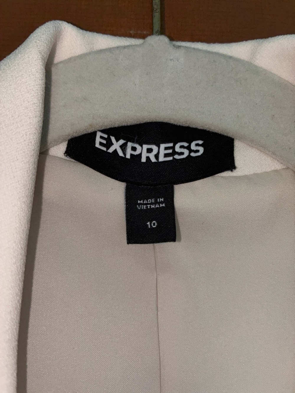 Express Ivory off white Blazer with Black and grey Floral design size medium - Picture 2 of 8